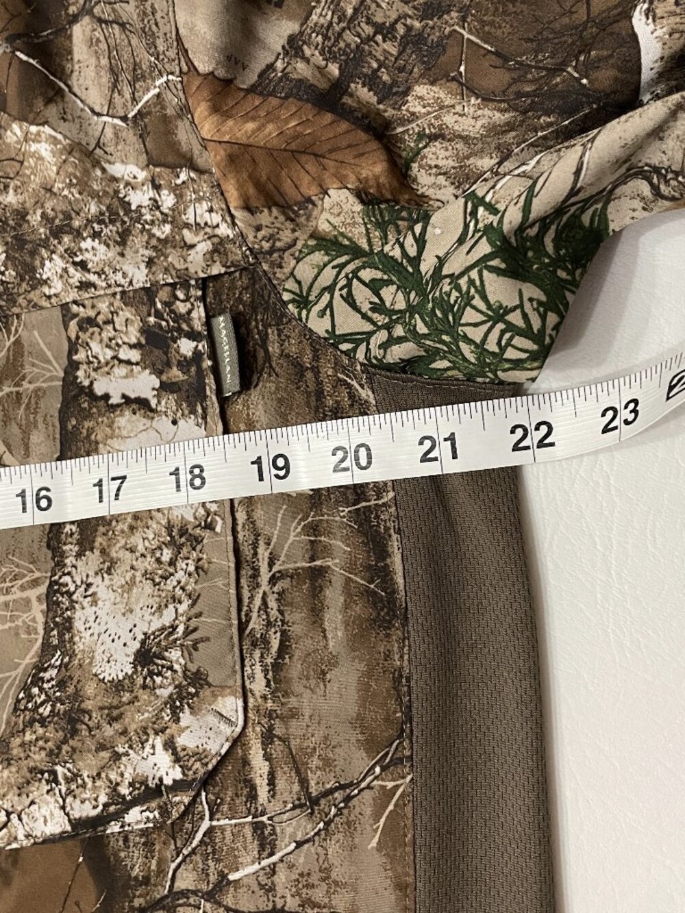 Magellan Hunt Gear Shirt Mens Small Realtree Camo Long Sleeve Polyester Vented - Picture 9 of 14
